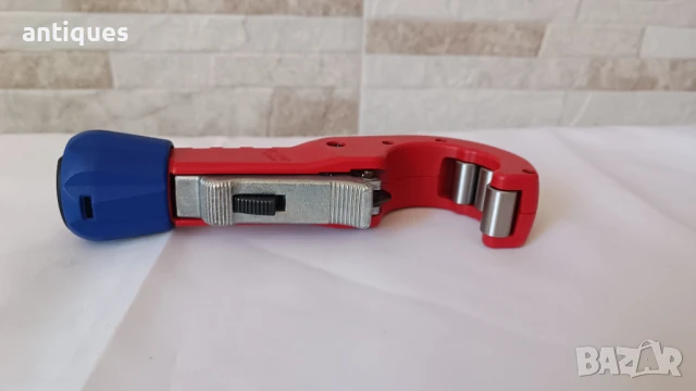 Тръборез за медни и неръждаеми тръби Knipex TubiX Ø 6-35 мм, 90 31 02 SB, снимка 5 - Други инструменти - 50970240