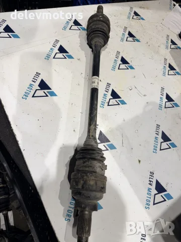 396015DA0A задна лява полуоска от Infiniti Q30S 2.0T