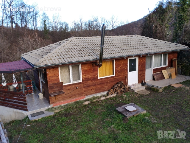 2 вили на 3 км от Трявна, снимка 2 - Вили - 53796641