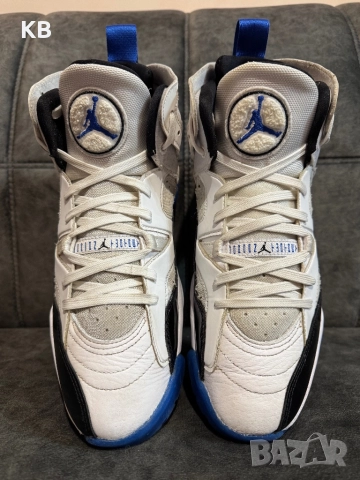 Jordan Jumpman Two Trey., снимка 2 - Кецове - 52893848