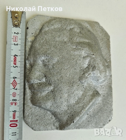 Бронзов барелеф на Г. Димитров, снимка 3 - Антикварни и старинни предмети - 51682133