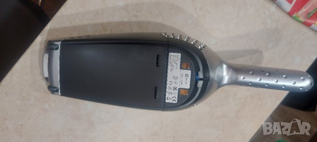 Прахосмукачка Electrolux rapido 3,6V, снимка 4 - Прахосмукачки - 39375578