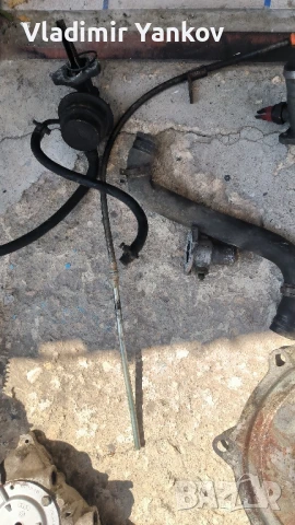 части двигател транспортер Т3 / Transporter T3, снимка 4 - Части - 51223714