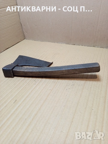 Соц Стара Голяма Ръчно Кована Дърводелска Брадва Кривица. НОМЕР 64., снимка 2 - Антикварни и старинни предмети - 53445781