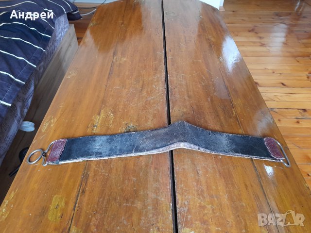 Стар кожен масат Russ Juchten