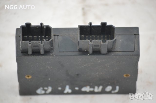 Комфорт модул за Volkswagen Golf IV , снимка 3 - Части - 39273704