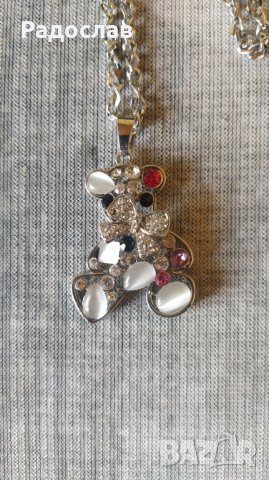 синджир с висулка Мече, снимка 2 - Колиета, медальони, синджири - 42304707