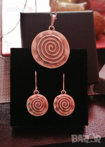 Сребърен комплект "Вдъхновение" - обици и медальон , снимка 2 - Бижутерийни комплекти - 39563331