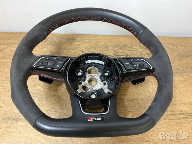 Оригинален Мулти волан с Alcantara Алкантара Audi RS3 Ауди РС3 audi, снимка 4 - Части - 51487499