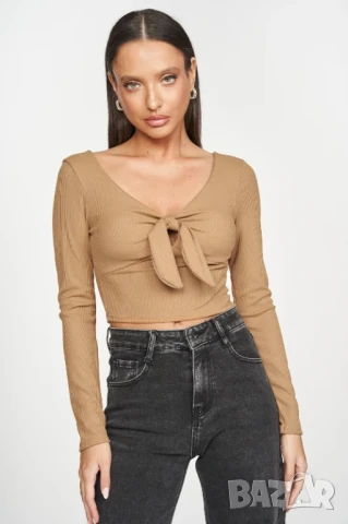 Изчистена дамска блуза  , снимка 2 - Блузи с дълъг ръкав и пуловери - 50452340