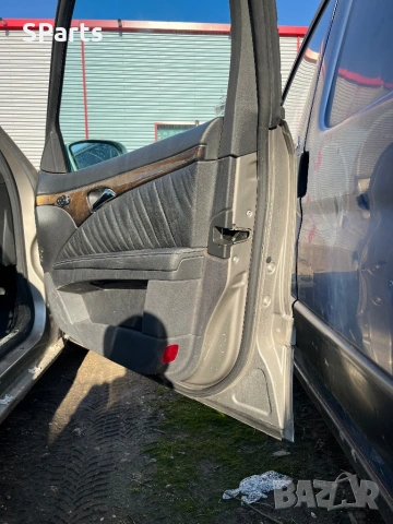 Врати за Mercedes W211, снимка 5 - Части - 53694984