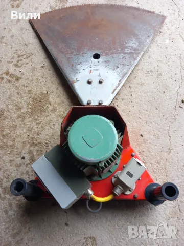 Машина за рязане на рулонни бали 