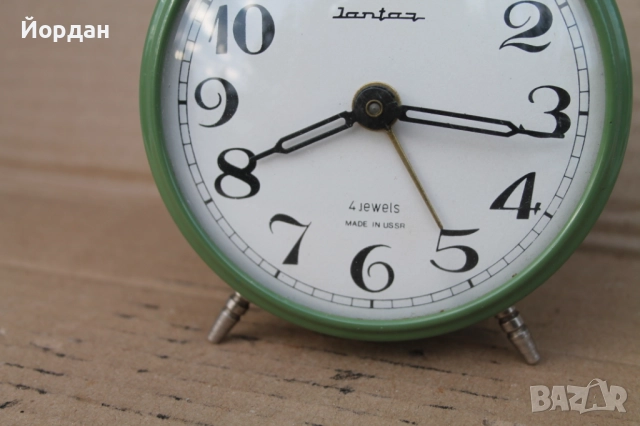 СССР будилник ''Янтар'', снимка 3 - Антикварни и старинни предмети - 52392693