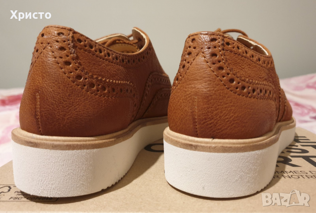 Дамски маркови обувки Clarks НОВИ, снимка 2 - Дамски ежедневни обувки - 36116689