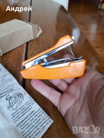 Стара ръчна шевна машина, снимка 4 - Други ценни предмети - 48852697