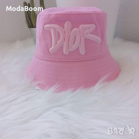 Дамска шапка Dior , снимка 1 - Шапки - 40673765