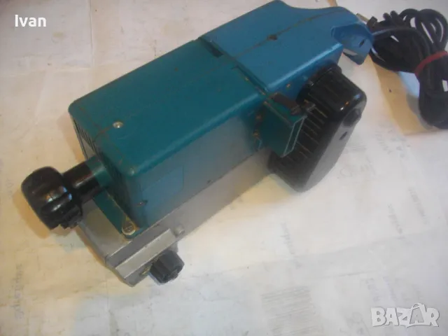 ЗА ЧАСТИ ЗА РЕМОНТ 950 ВАТА BOSCH ПРОФИ СИНЯ СЕРИЯ ГОЛЯМ ЕЛ. ЛЕНТОВ ШЛАЙФ БОШ, снимка 11 - Други инструменти - 50170228