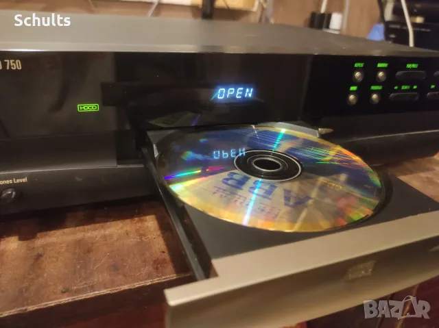 Harman Kardon HD 750 HDCD/CD плеър