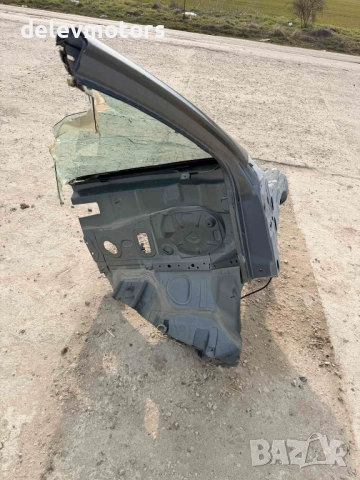 Десен рог от Nissan Qashqai 1.2T 115ph, automatic, 2015, 80 000 km, engine HRA2, euro 5, Нисан Кашка, снимка 5 - Части - 53753145