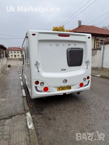 Каравана Swift Charisma 230, снимка 4 - Каравани и кемпери - 52115274