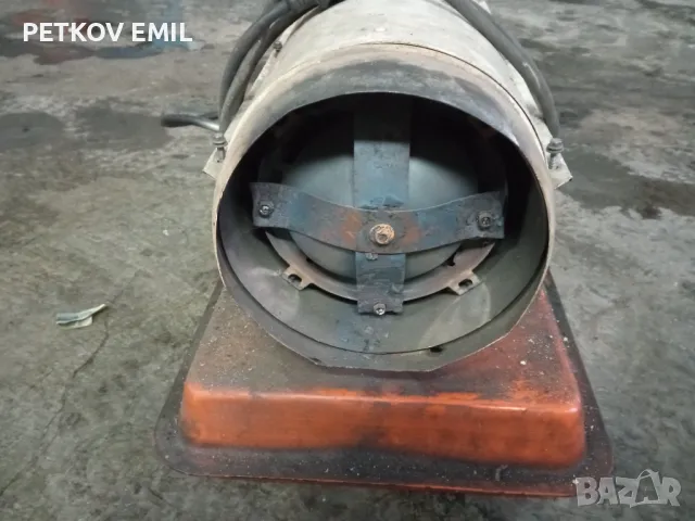 Нафтова печка , снимка 1