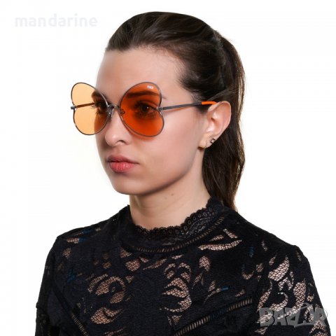 VICTORIA'S SECRET 🍊 Дамски слънчеви очила ORANGE HEART нови с кутия, снимка 5 - Слънчеви и диоптрични очила - 39553431
