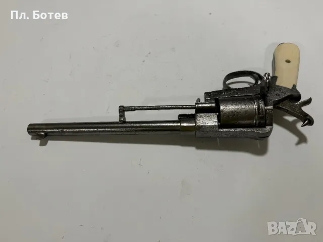 Стар и изключително рядък револвер Гасер, снимка 11 - Антикварни и старинни предмети - 48031490