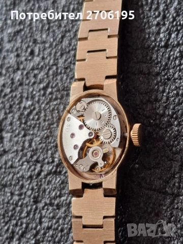 Дамски часовник Чайка - механичен 17 камъка , снимка 11 - Дамски - 52068056