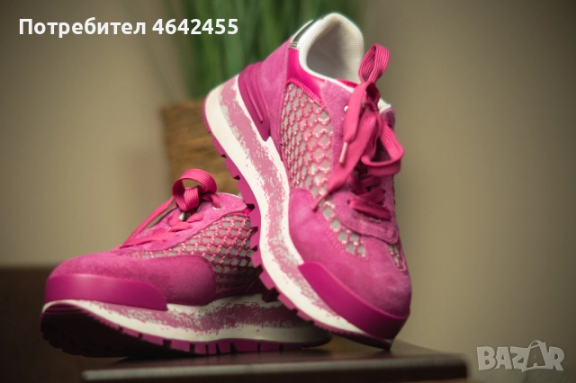 💖 Маратонки Liu Jo – „Made to Feel Amazing“, снимка 3 - Маратонки - 52361123