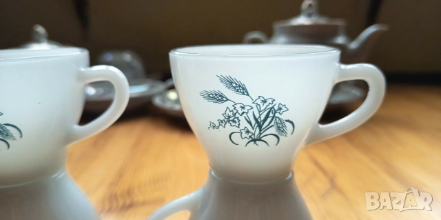 Винтидж чашки за кафе  Rigopal - Primavera, опалово стъкло, снимка 5 - Чаши - 53840010