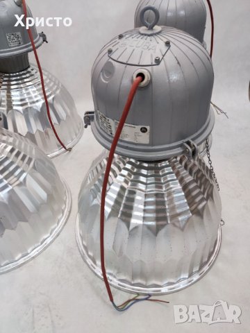 Големи Индустриални лампи Cuba 2 made in Italy , снимка 9 - Лампи за таван - 40375716