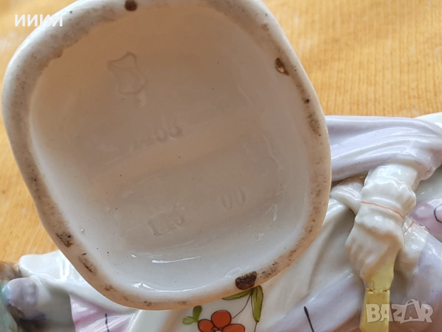 Порцеланова статуетка фигурка 2 бр, снимка 3 - Антикварни и старинни предмети - 52664670