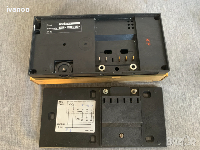стар уред Регулатор за контрол на отоплението  Telerma W TWU 32, снимка 9 - Антикварни и старинни предмети - 44926575