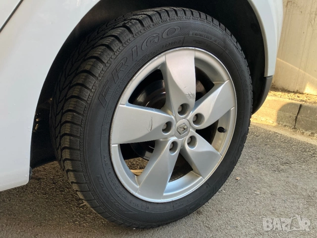 Renault Megane 1.5 Dci 110k.c., снимка 13 - Автомобили и джипове - 53731884