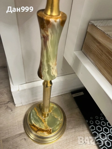 Паркетен пепелник от оникс и метал злато , снимка 3 - Други - 53682717