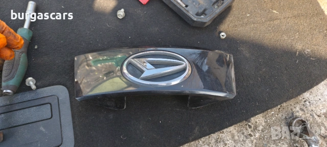 Декоративен капак емблема багажник Daihatsu Sirion II 2007г