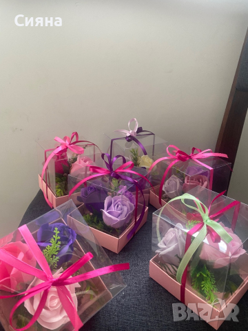 Кутия със сапунени рози 8- ми март, снимка 4 - Изкуствени цветя - 39217098