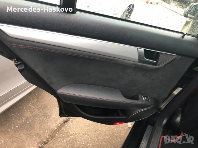 Изключително рядък салон W204, снимка 4 - Части - 39455400