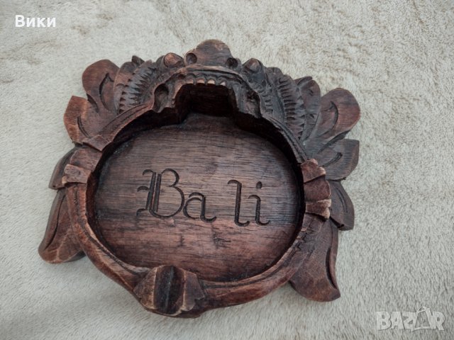 Bali-красив пепелник от дърво от бали/Bali, снимка 1 - Антикварни и старинни предмети - 34257358