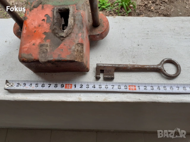 Стара брава с голям ключ резе за порта или голяма врата, снимка 5 - Антикварни и старинни предмети - 53479101