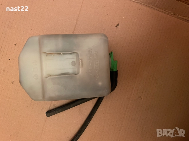 Разширителен съд за  Сузуки Гранд Витара 1998-2005 год 1.6 97 к.с, снимка 3 - Части - 52669456