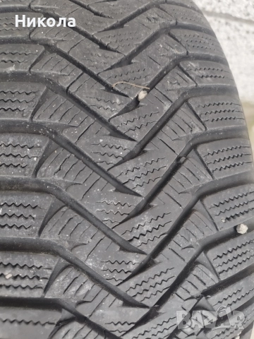 Зимни гуми 205 55 16 Laufenn, снимка 5 - Гуми и джанти - 52599457
