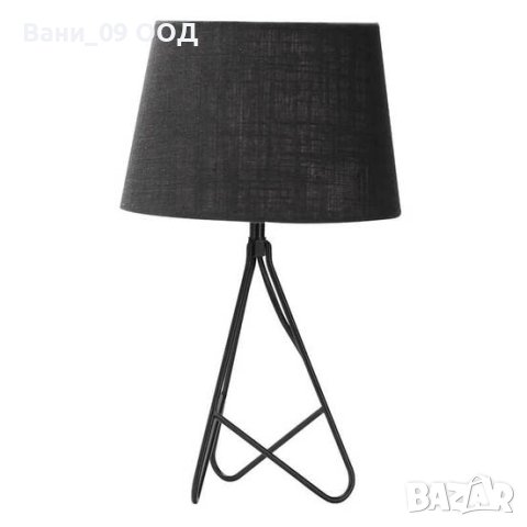 Красива настолна лампа