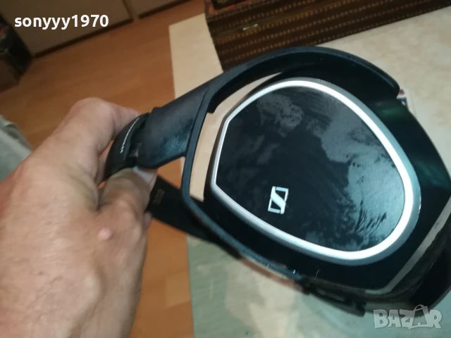 SENNHEISER HDR-165 ВНОС SWISS 0306251053, снимка 6 - Слушалки и портативни колонки - 50530887