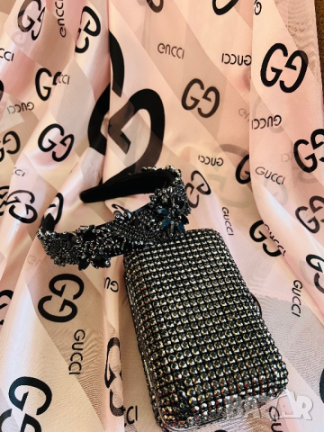 Уникален розов шал  Roberto Cavalli, снимка 5 - Шалове - 42497140