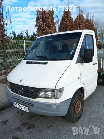 Mercedes 208,бордови, снимка 2 - Камиони - 52682372
