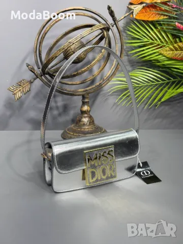 Dior дамски чанти Различни цветове , снимка 4 - Чанти - 48652874