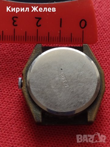 Стар часовник ЗАРЯ СССР кварц за колекция декорация - 26064, снимка 5 - Други ценни предмети - 34799626