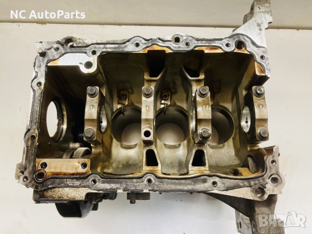 Цилиндров блок за Peugeot Пежо 208 Citroen Ситроен C3 1.2 THP HNP HN01 9676012010 2017, снимка 11 - Части - 44502582