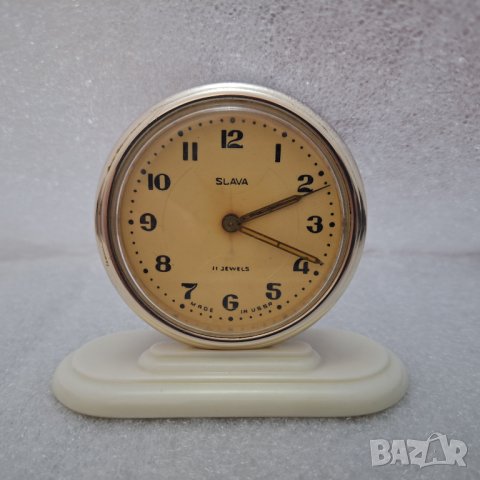 SLAVA (11rubis) СССР Часовник настолен, Механичен! Работещ!